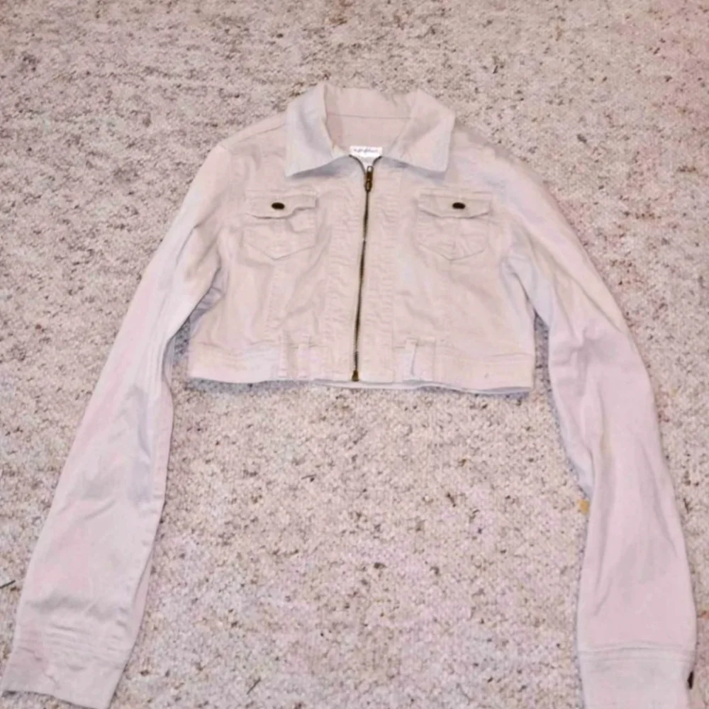 Jacket - Picture 4 of 5